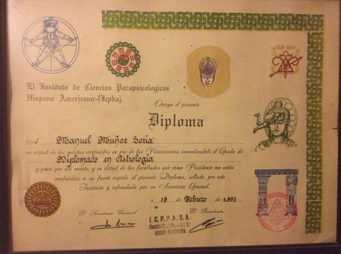 Diploma de Astrologia de Manuel Muñoz Soria