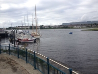 Sligo port, is that blue boat stranded? who is gonna pick it up?