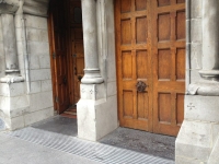 the patty cross engraved on the walls, a clear indication that this cathedral must have been of the Templars Knight order